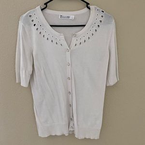 NY & CO. WHITE CARDIGAN. GENTLY USED SIZE L